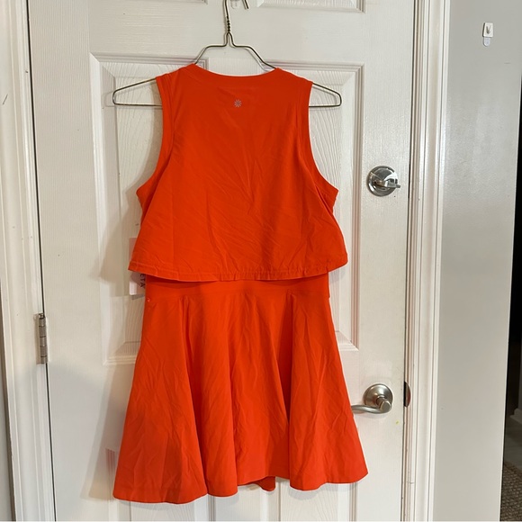 Athleta Venture Out Dress Vermillion - Picture 8 of 9